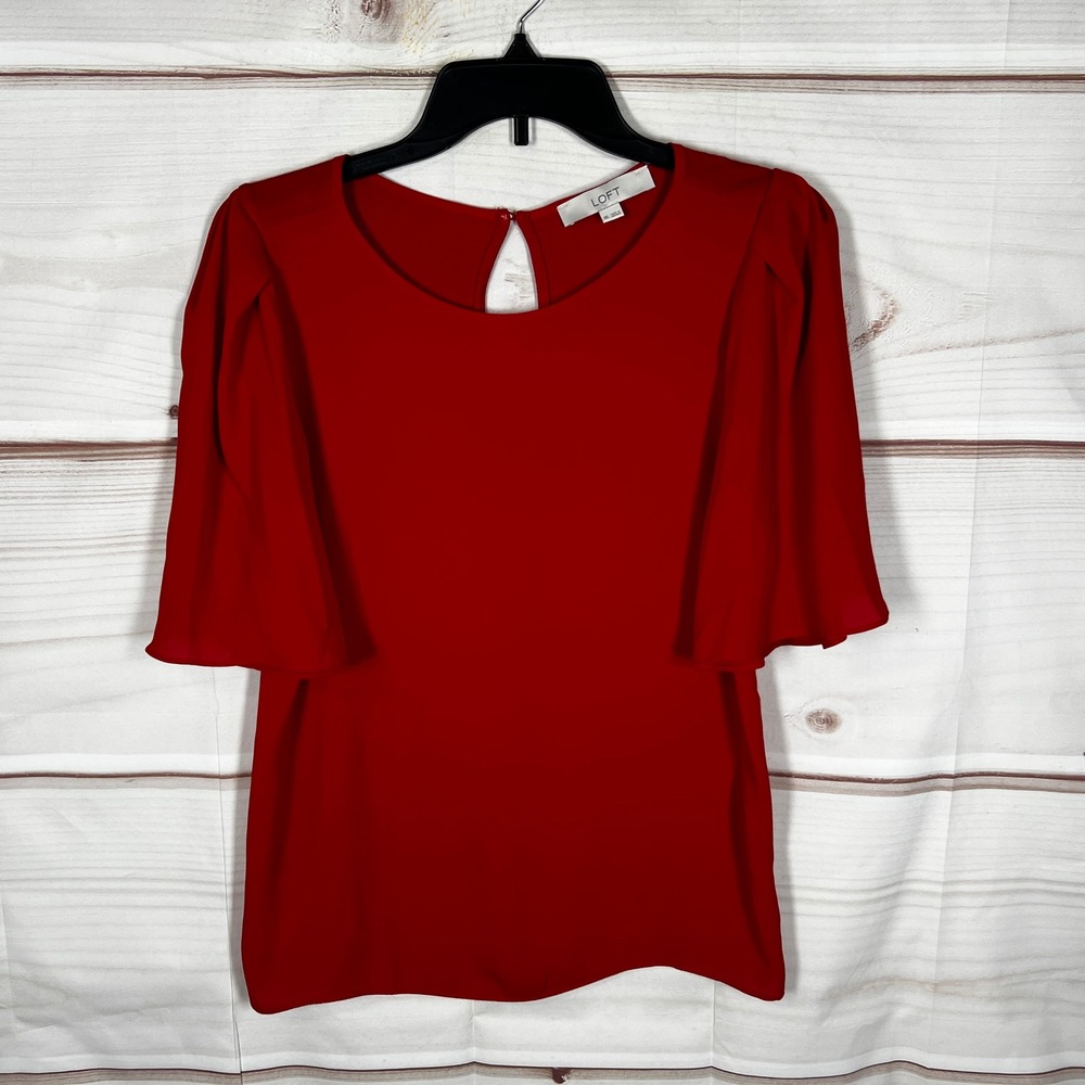 LOFT Blouse Women XS‎ Red Solid Flutter Sleeve Keyhole Back Chiffon Knit Office